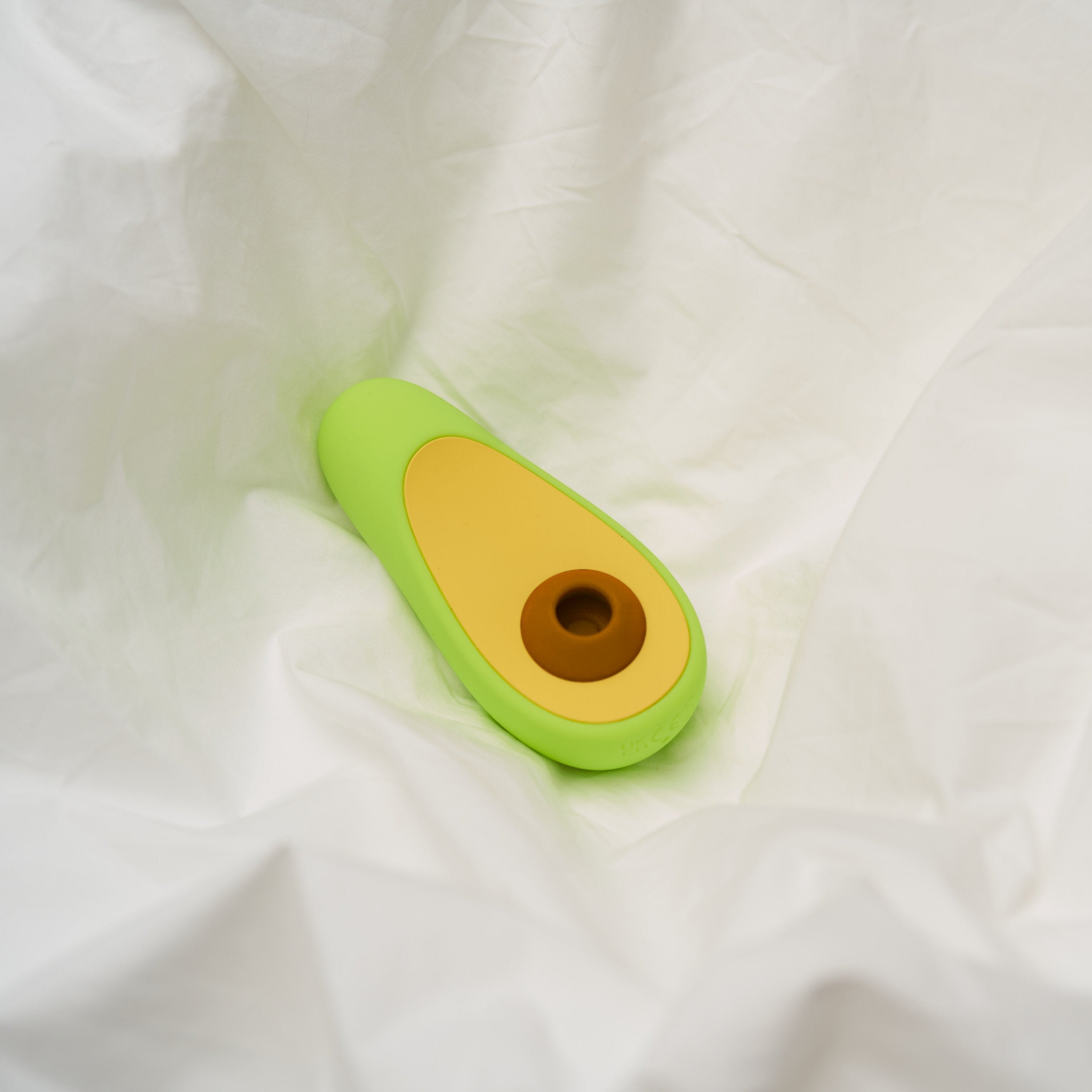 Clitoral vibrator — charging